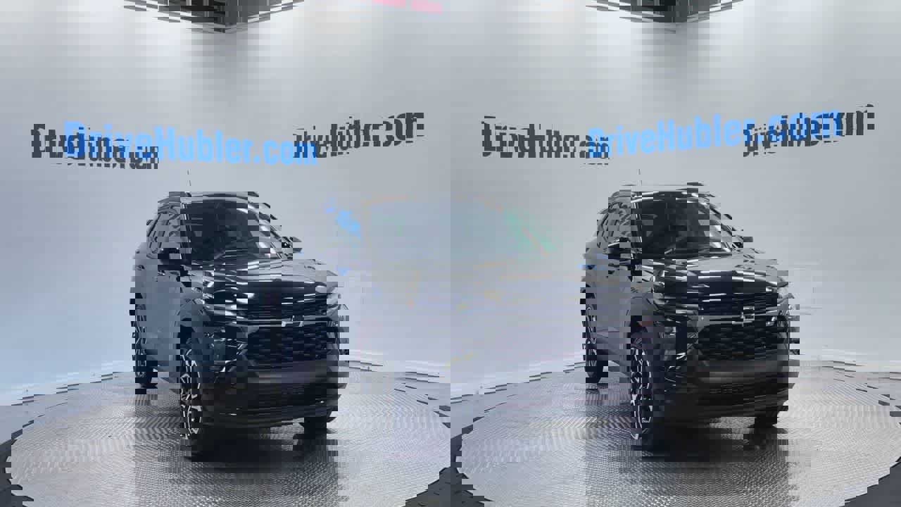 Used 2025 Chevrolet Trax RS w/ Sunroof Package image 6