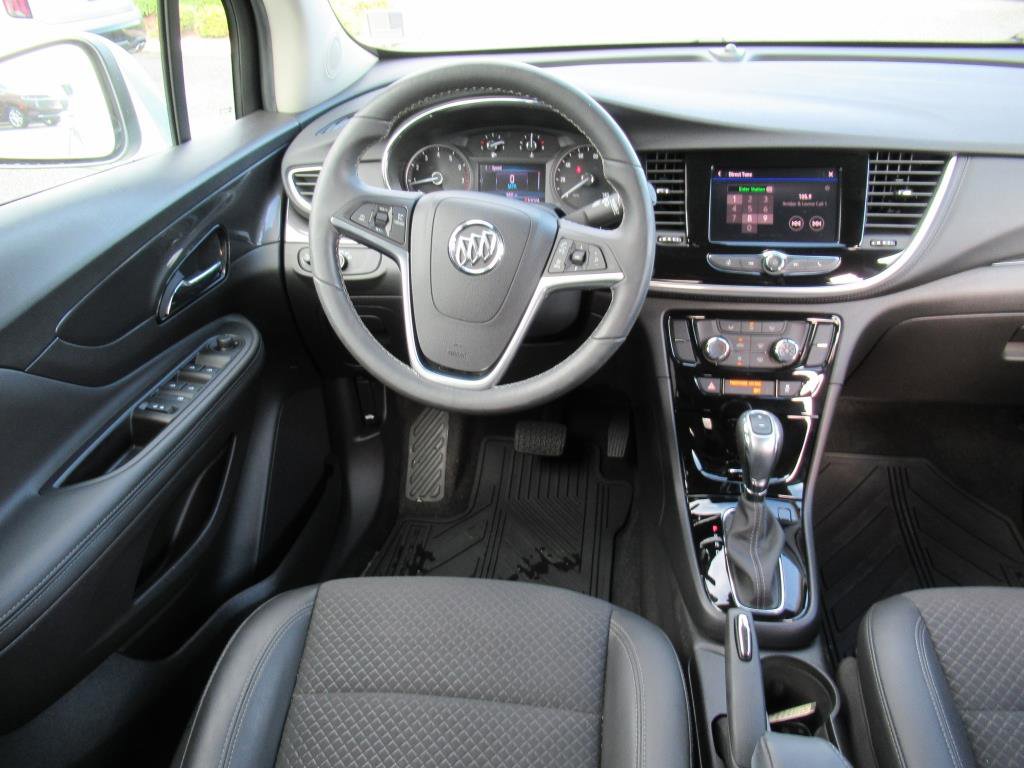 Used 2022 Buick Encore Preferred image 12