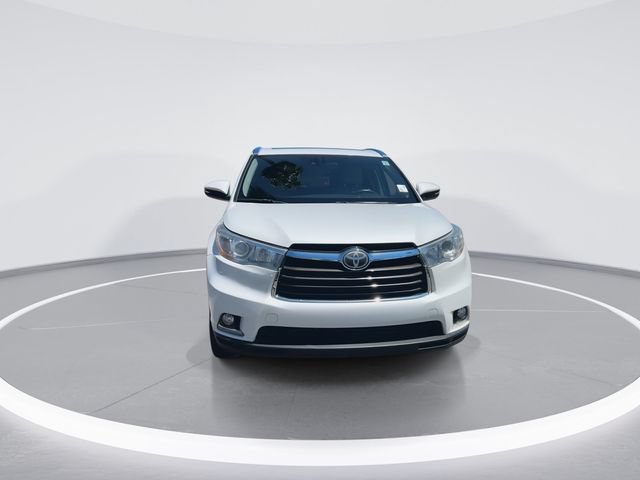 Used 2016 Toyota Highlander Limited Platinum FWD image 3