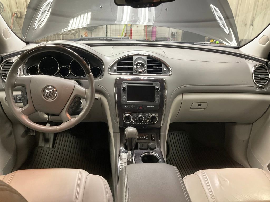 Used 2017 Buick Enclave Leather w/ Trailering Package image 13