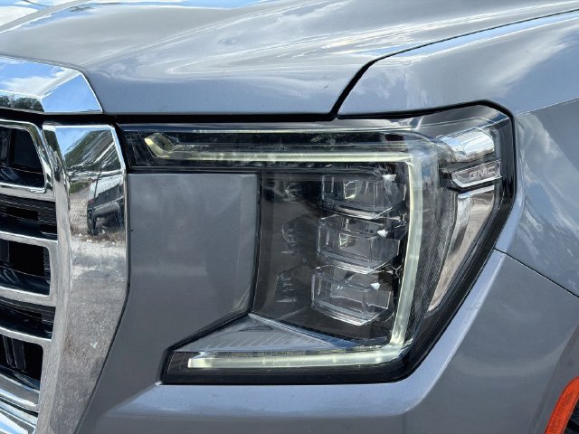 Used 2022 GMC Yukon SLT w/ SLT Luxury Package RWD image 9