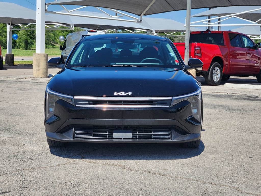 Used 2025 Kia K4 image 2