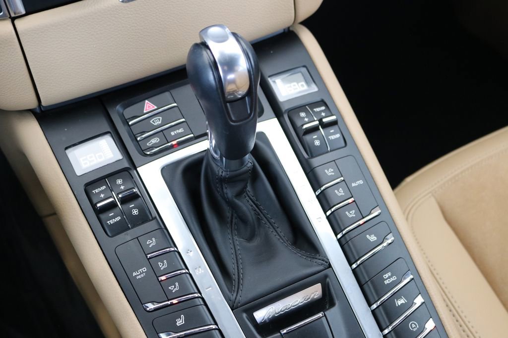Used 2018 Porsche Macan Sport Edition image 48