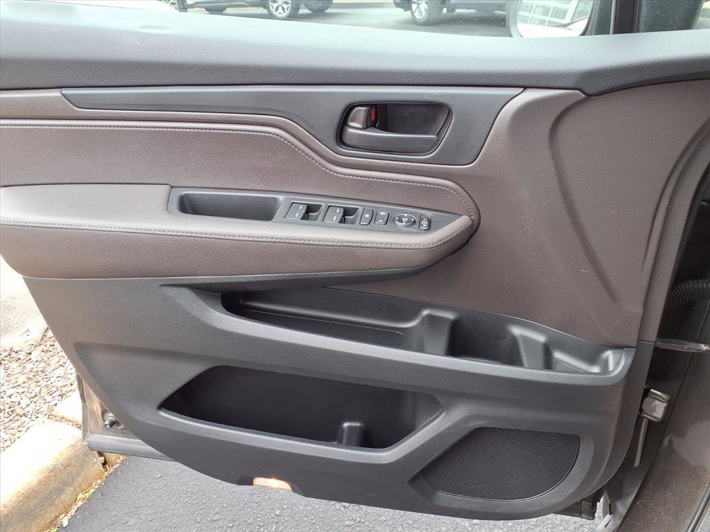 Used 2018 Honda Odyssey EX image 14