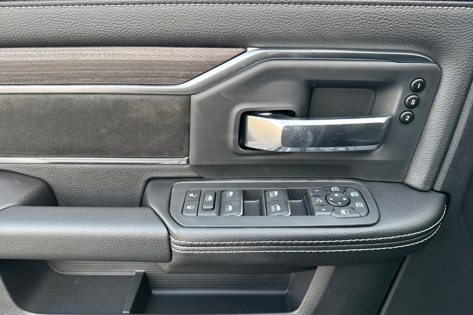 New 2026 RAM 3500 Laramie w/ Sport Appearance Package image 10