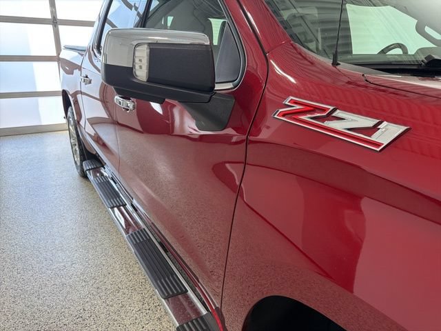 Used 2024 Chevrolet Silverado 1500 LTZ w/ LTZ Convenience Package II AWD/4WD image 34