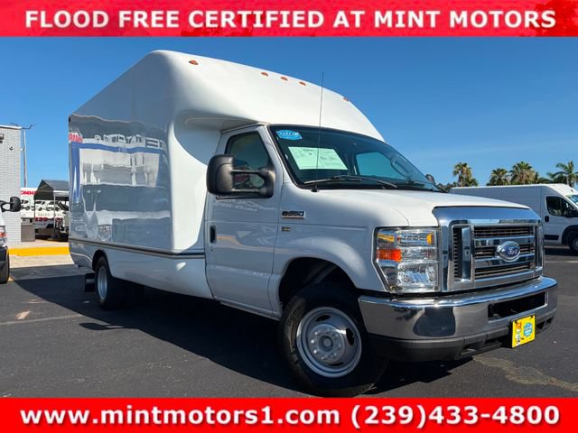 Used 2019 Ford E-350 and Econoline 350 Super Duty RWD image 7