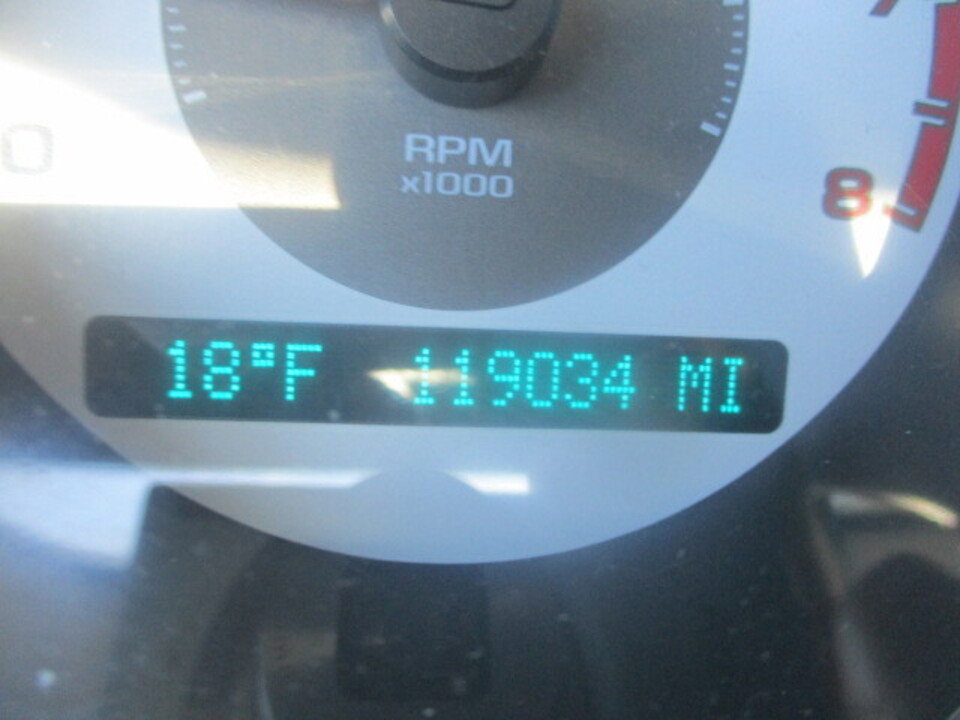 Used 2006 Chevrolet Cobalt LT w/ Preferred Equipment Group image 27