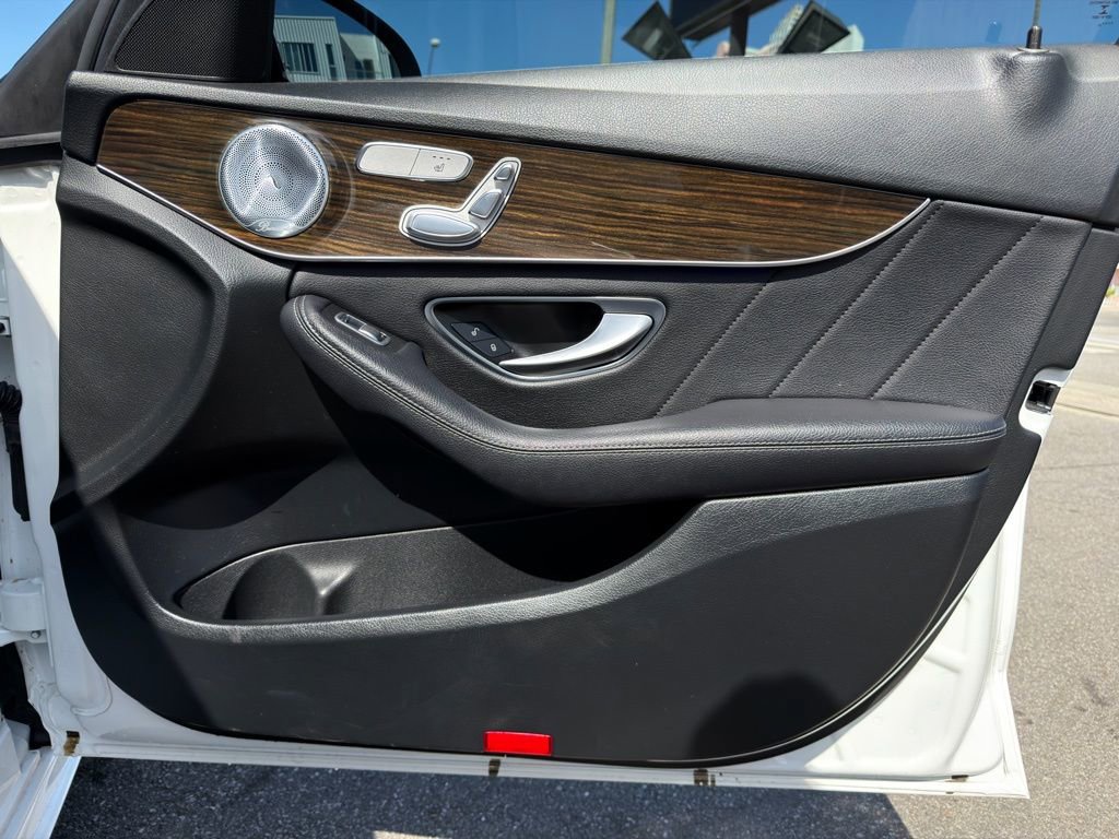 Used 2020 Mercedes-Benz C 300 Sedan image 33