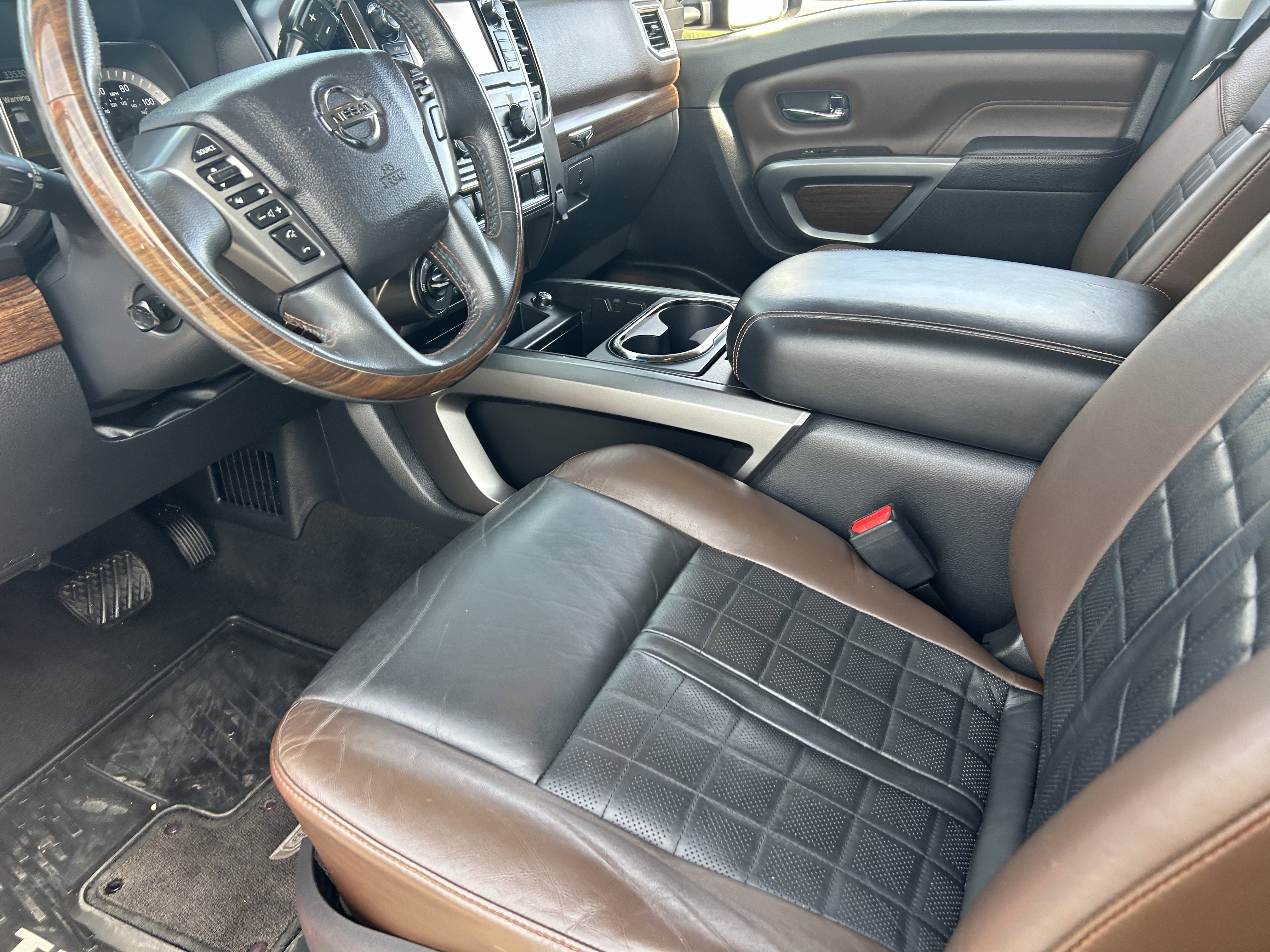 Used 2016 Nissan Titan Platinum Reserve AWD/4WD image 26