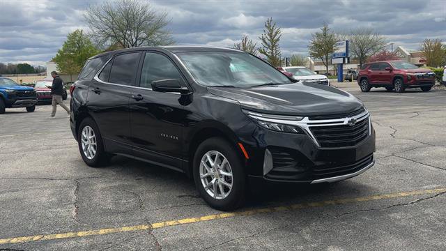 Used 2024 Chevrolet Equinox LT w/ LPO, Floor Liner Package AWD/4WD image 2