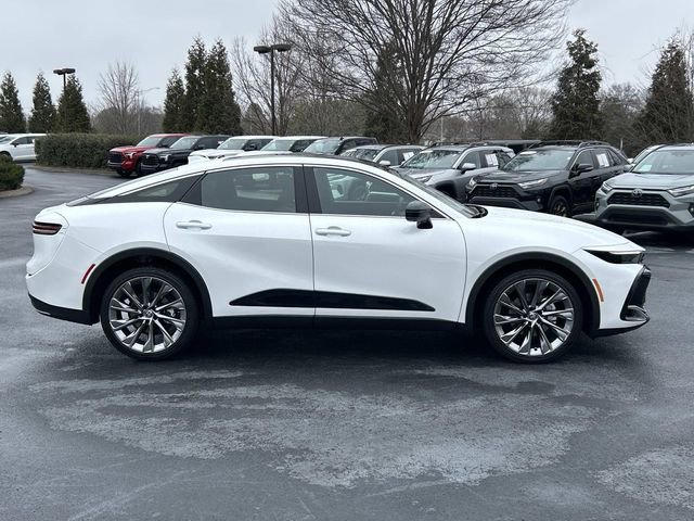 Used 2026 Toyota Crown Limited w/ Advanced Technology Package image 3