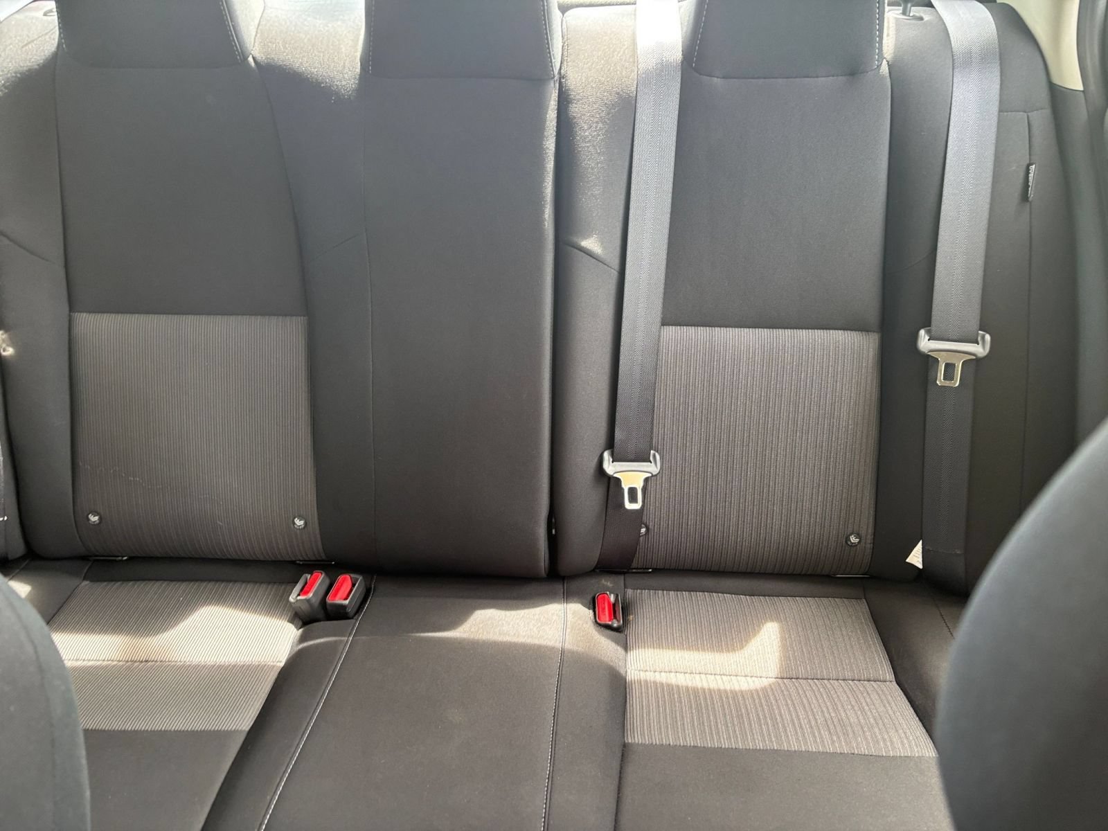 Used 2025 Nissan Sentra SV FWD image 37