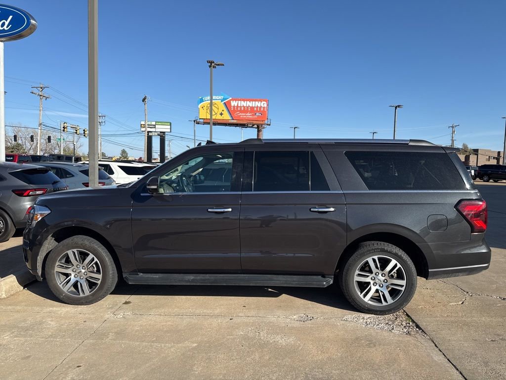 Used 2024 Ford Expedition Max Limited image 4