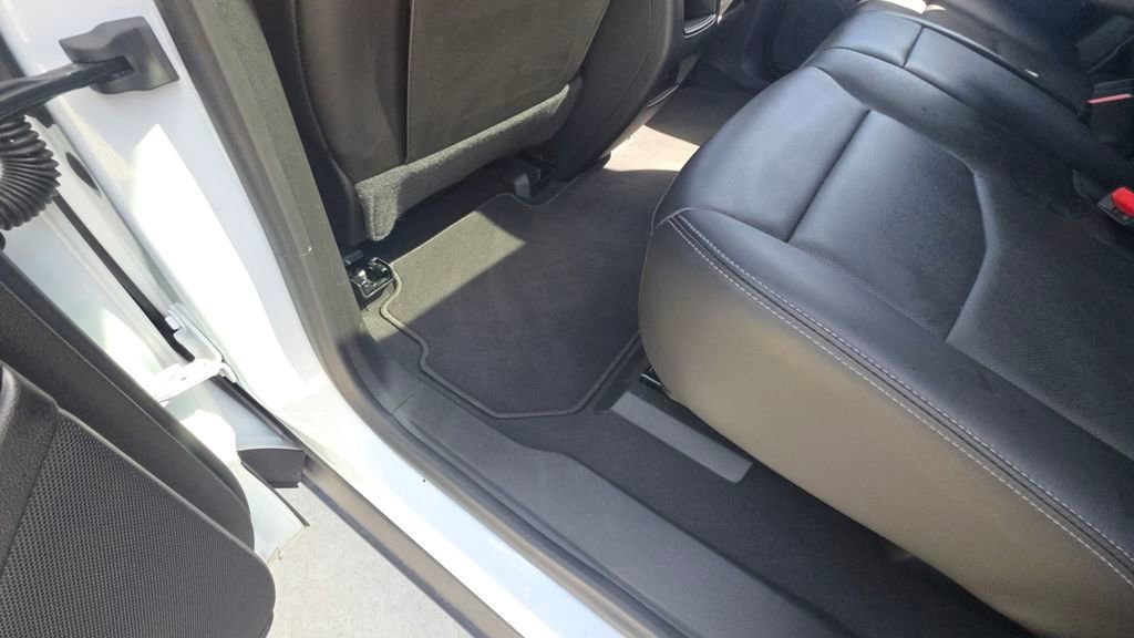 Used 2025 Cadillac XT5 Premium Luxury image 19