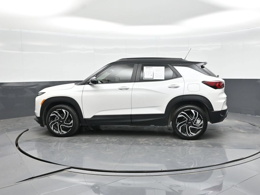Used 2025 Chevrolet TrailBlazer RS w/ Driver Confidence Package FWD image 20