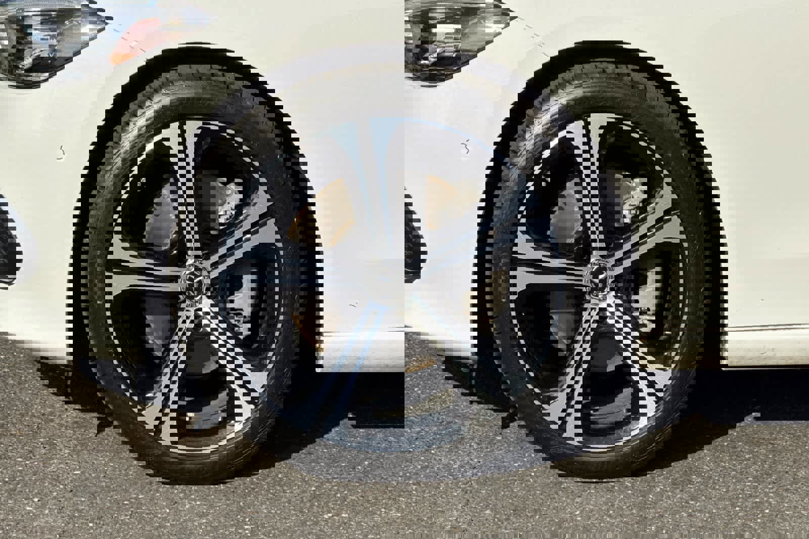 Certified 2025 Mercedes-Benz C 300 Sedan image 24