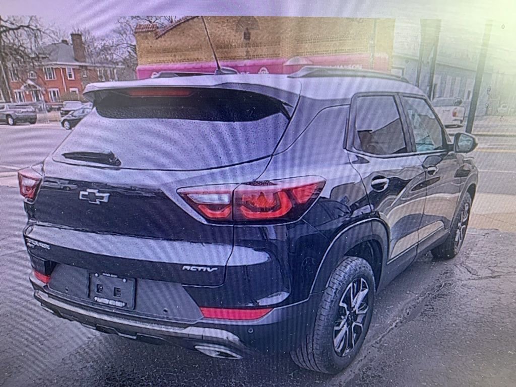 Used 2024 Chevrolet TrailBlazer ACTIV w/ Driver Confidence Package image 8