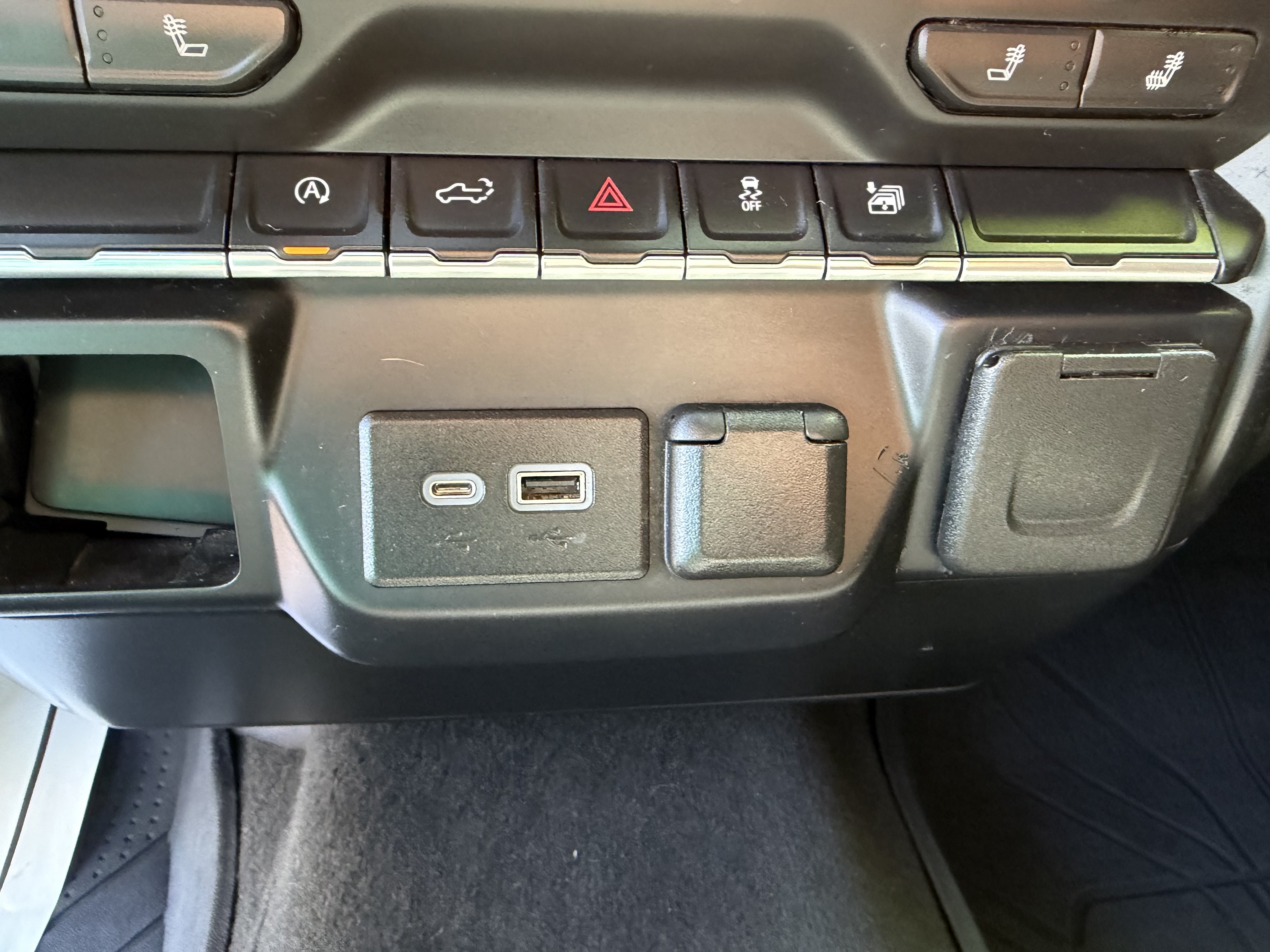 Used 2019 Chevrolet Silverado 1500 LT w/ All-Star Edition RWD image 25