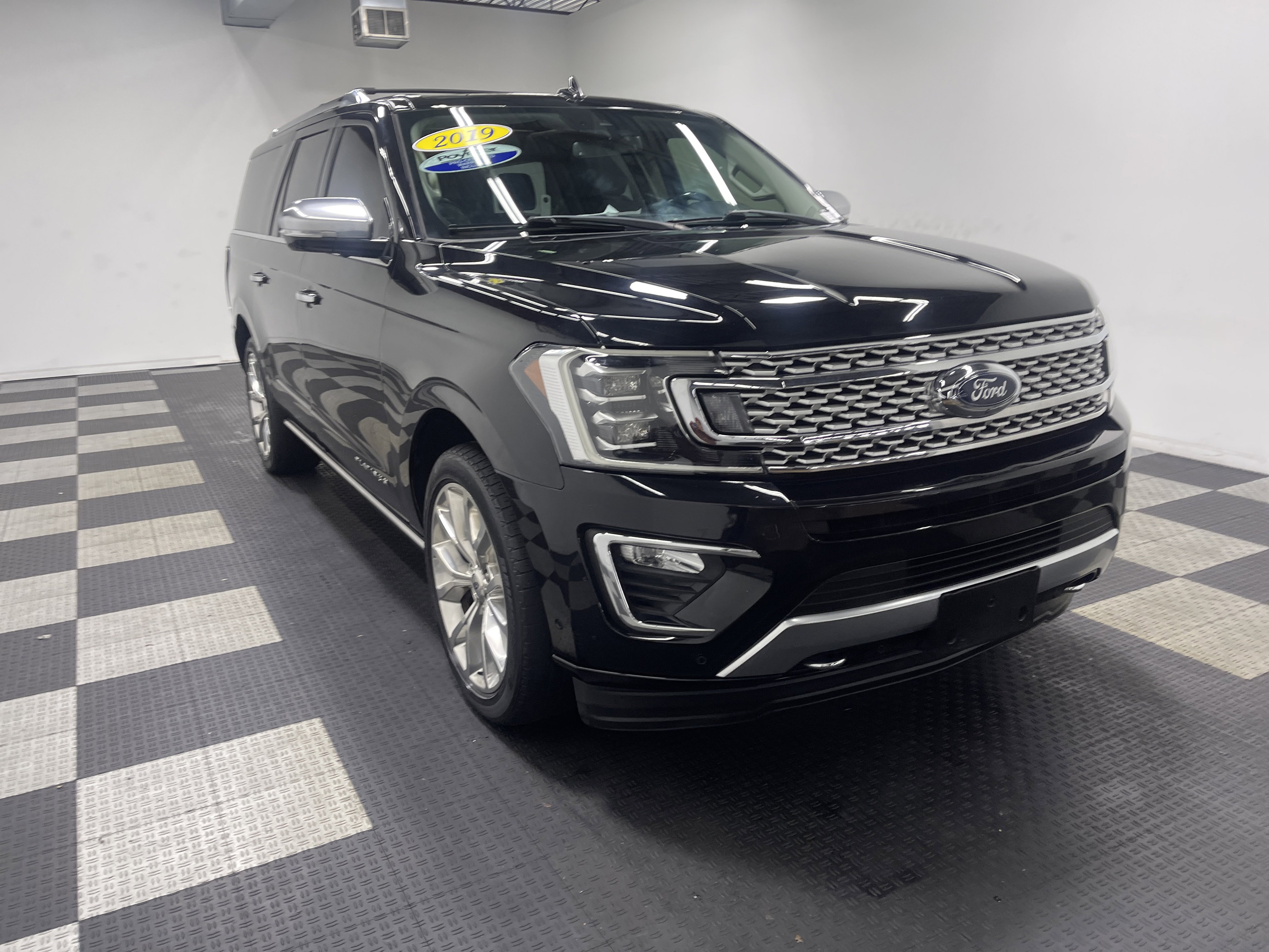Used 2019 Ford Expedition Max Platinum image 6