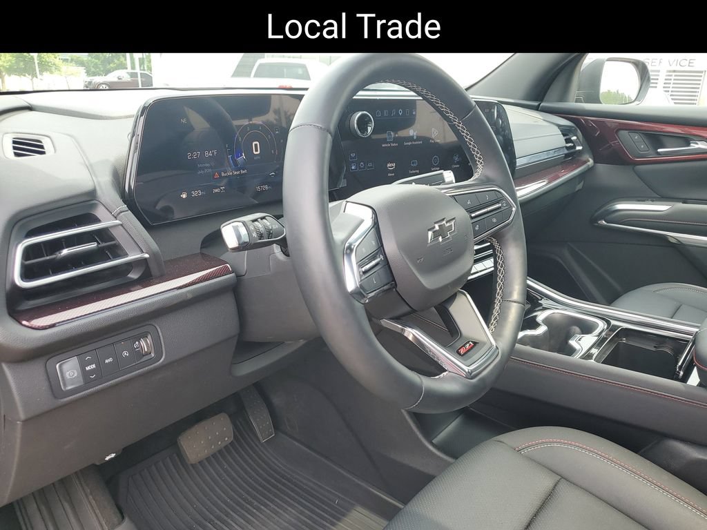 Used 2024 Chevrolet Traverse Z71 w/ LPO, Floor Liner Package AWD/4WD image 9