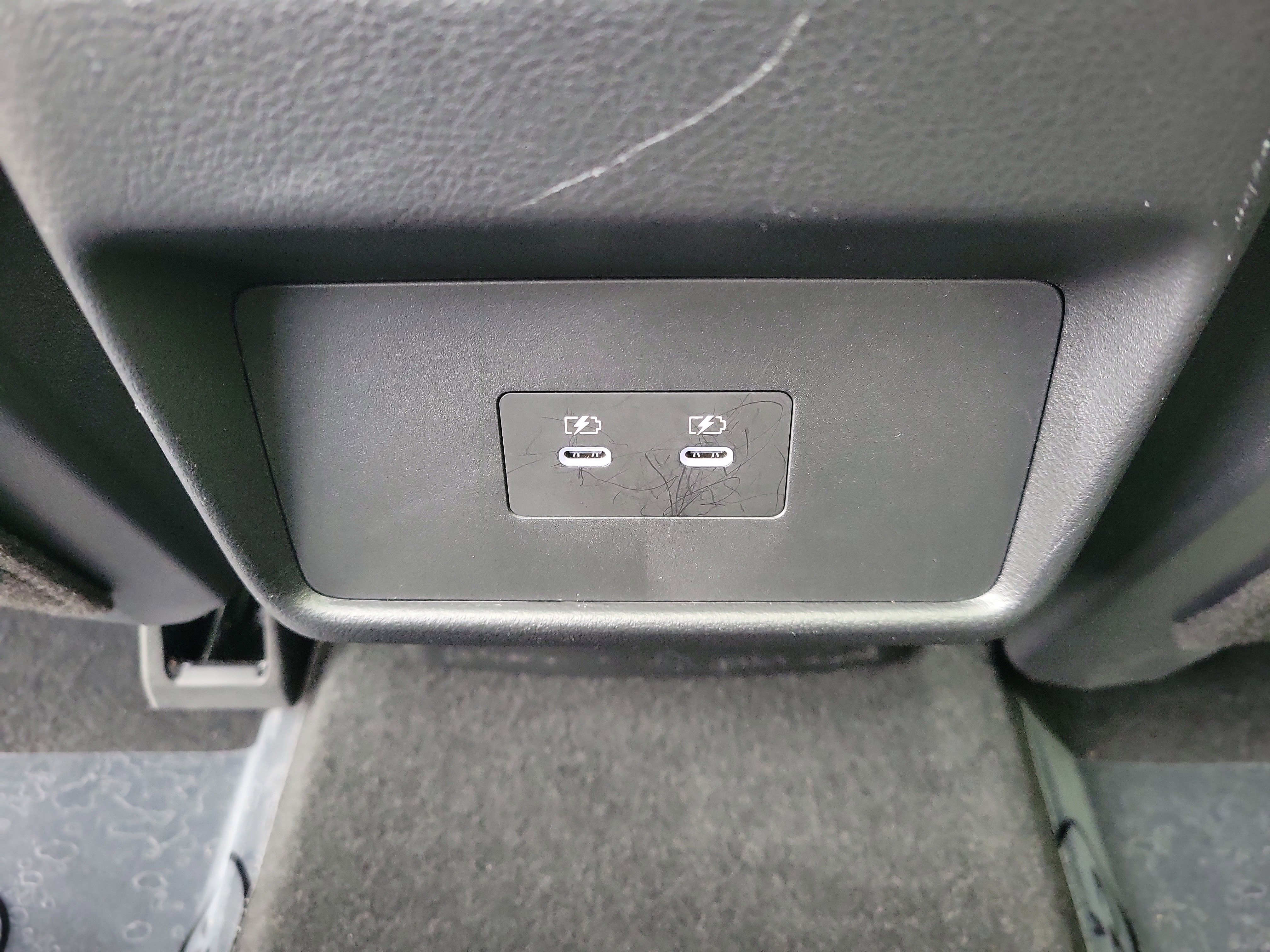 Used 2024 Nissan Rogue SV w/ SV Premium Package image 15