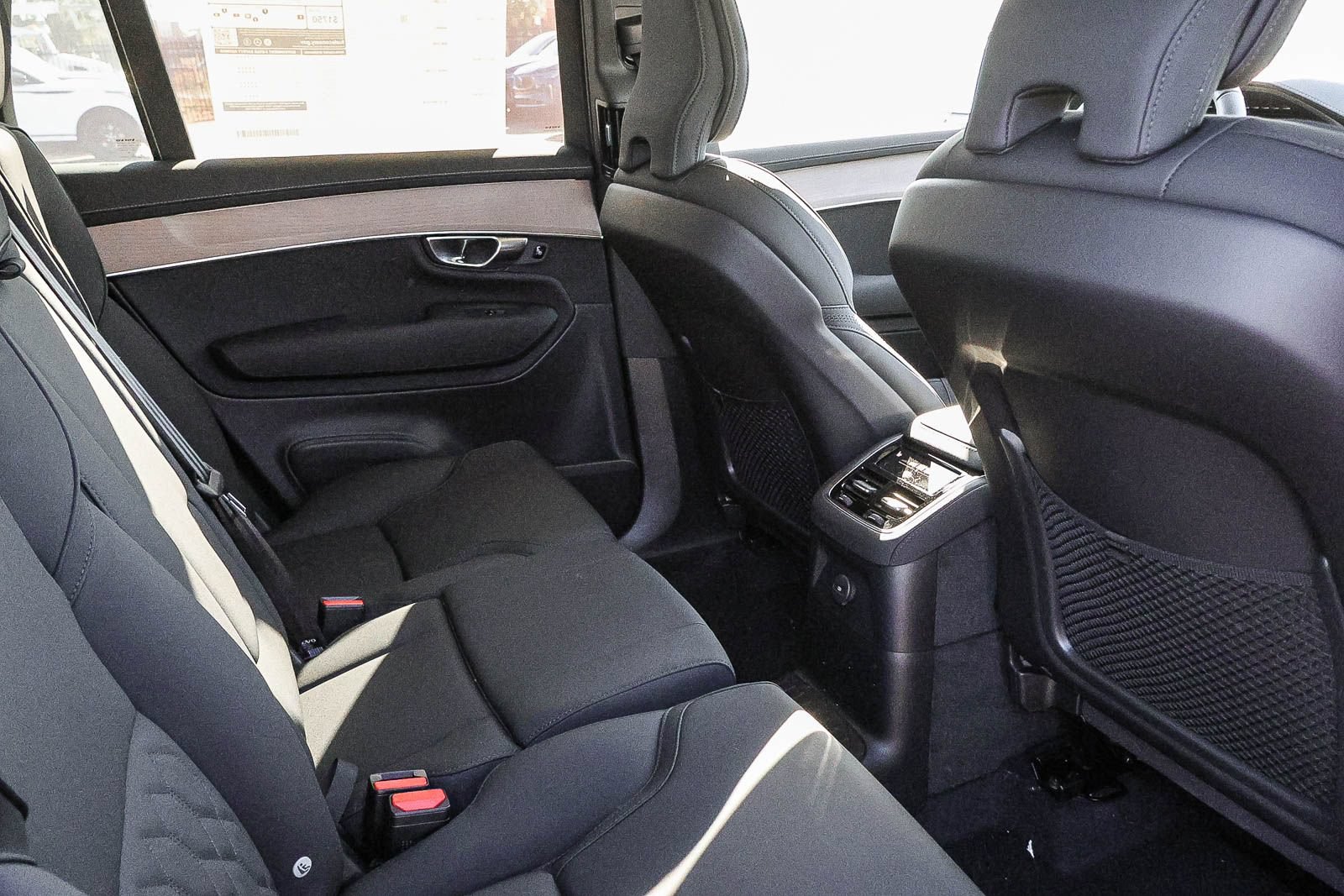 New 2026 Volvo XC90 T8 Plus w/ Protection Package AWD/4WD image 19