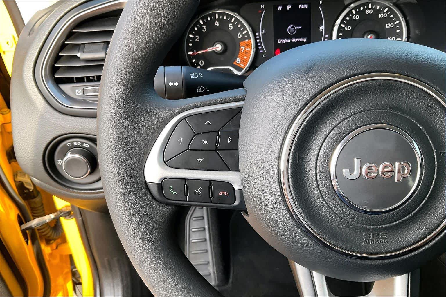 Used 2023 Jeep Renegade Latitude AWD/4WD image 23