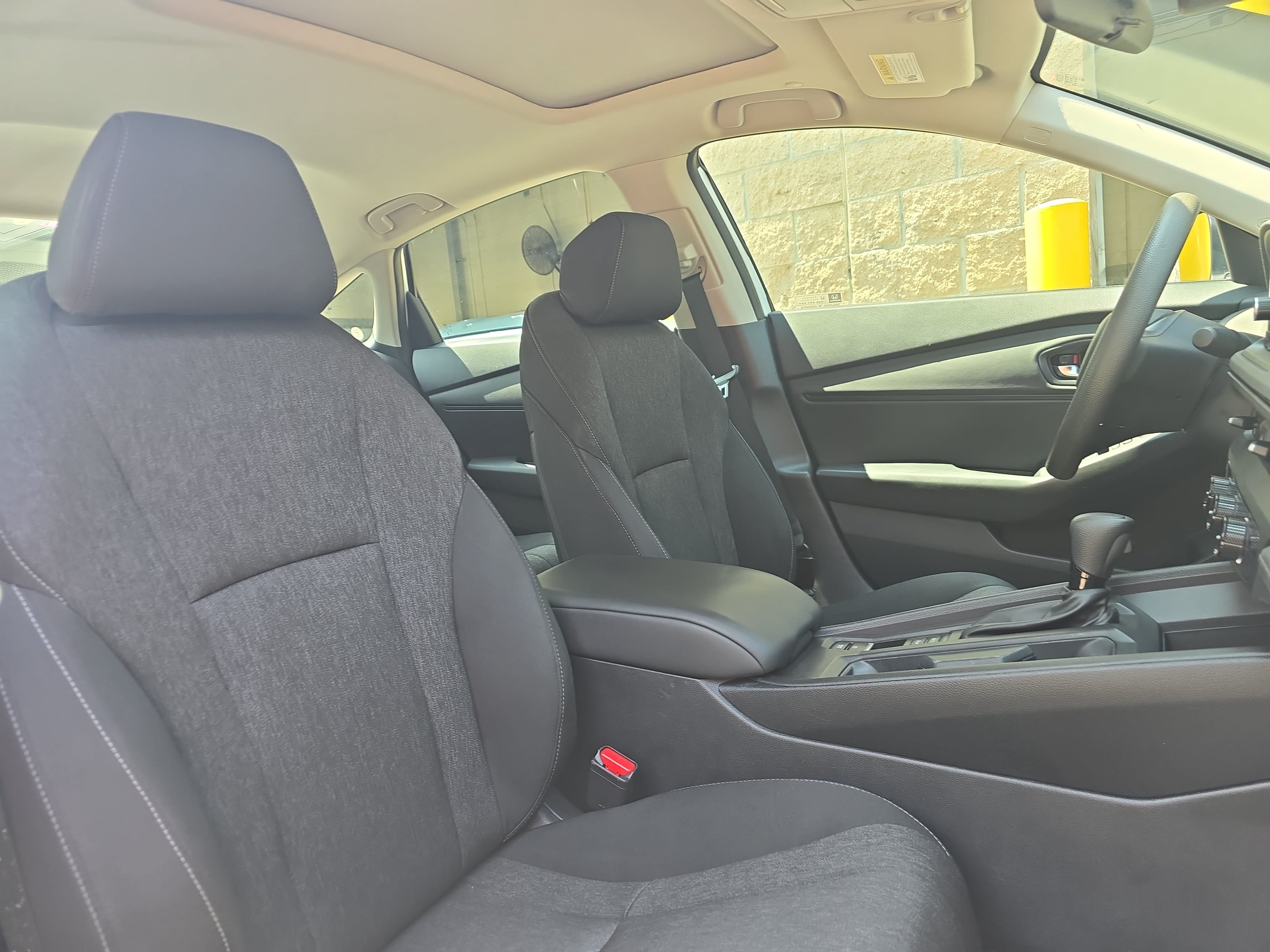 Used 2023 Honda Accord EX image 10