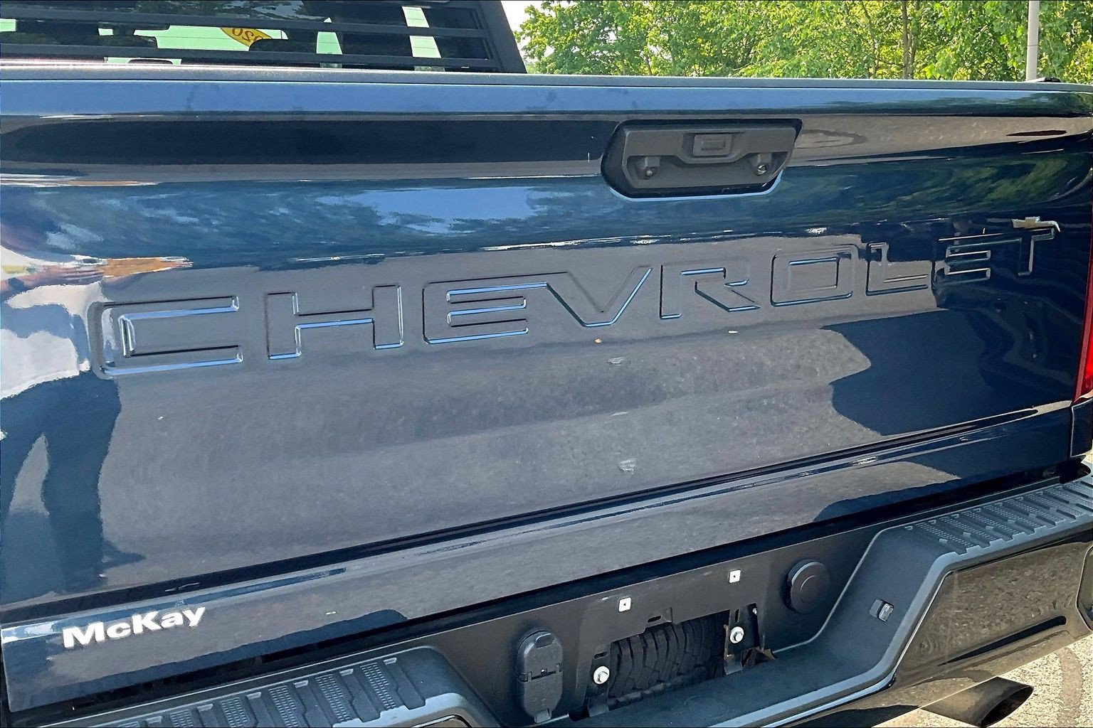 Used 2020 Chevrolet Silverado 2500 Custom w/ Custom Value Package AWD/4WD image 16