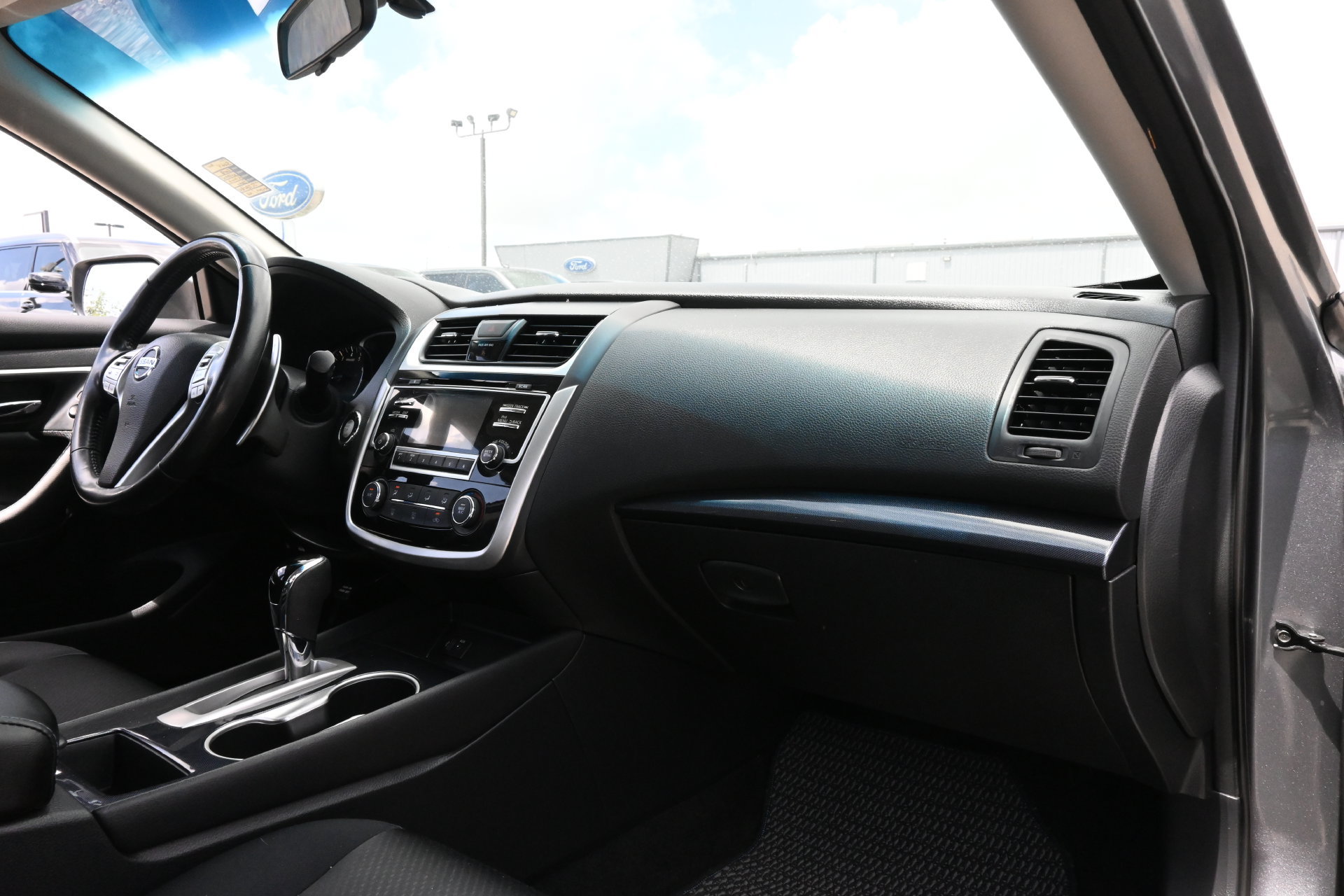Used 2018 Nissan Altima 2.5 SR FWD image 21