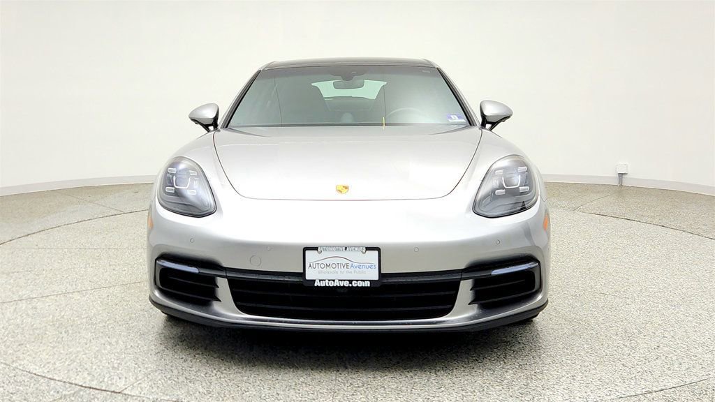 Used 2017 Porsche Panamera 4 AWD/4WD image 2