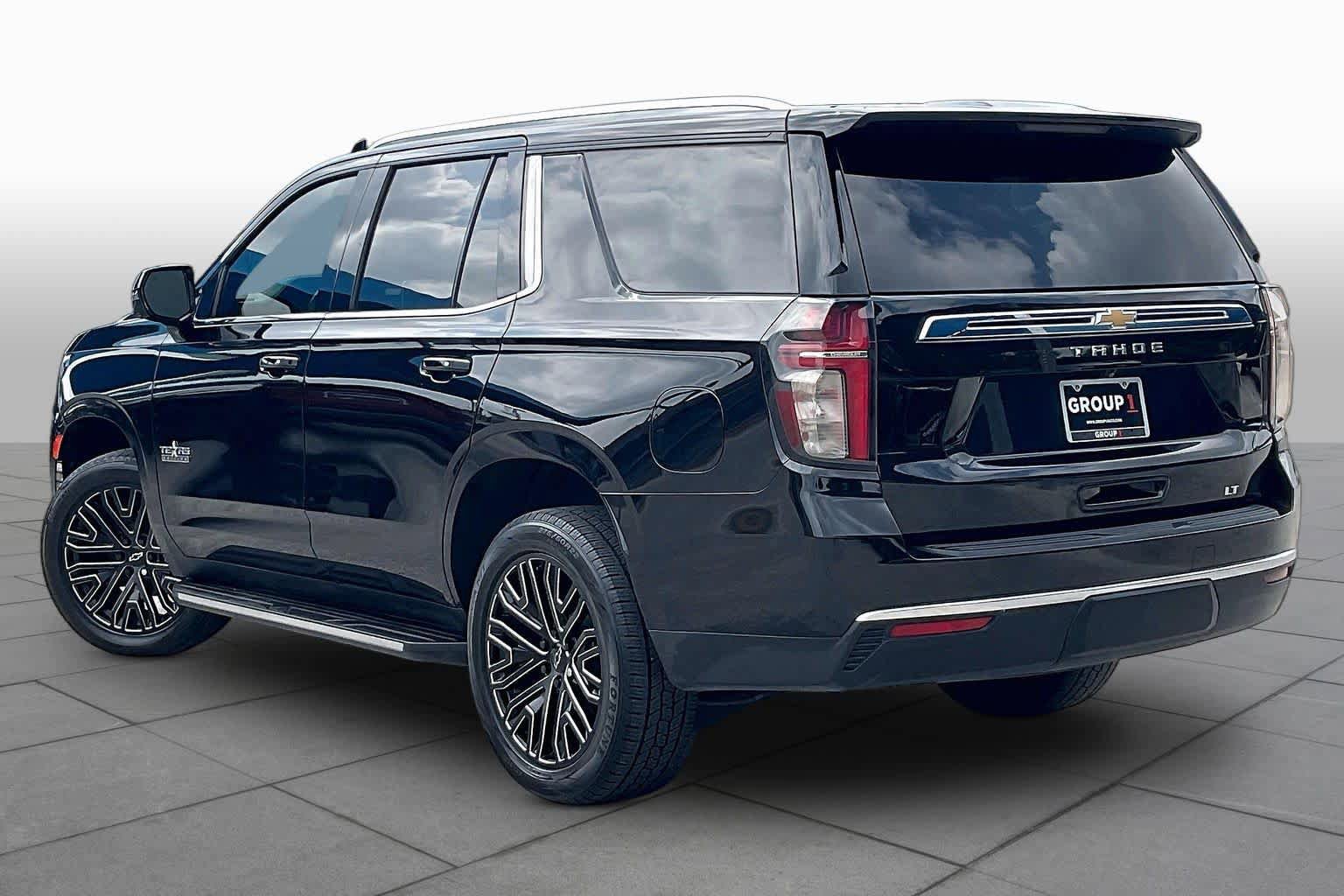 Used 2021 Chevrolet Tahoe LT w/ LT Signature Package RWD image 12