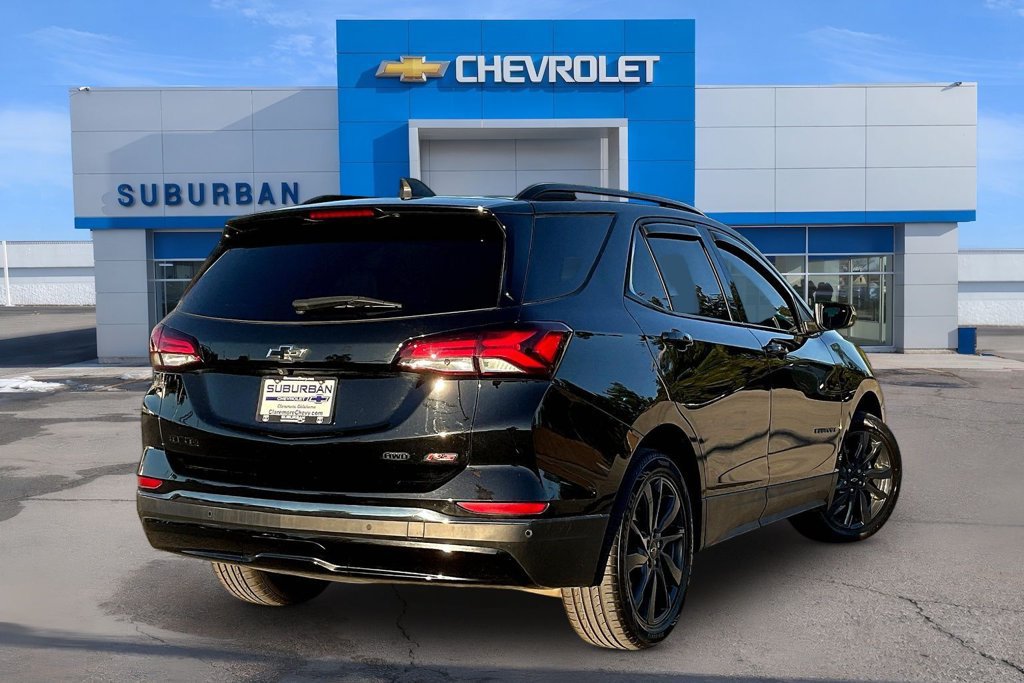 Used 2022 Chevrolet Equinox RS w/ RS Leather Package AWD/4WD image 4