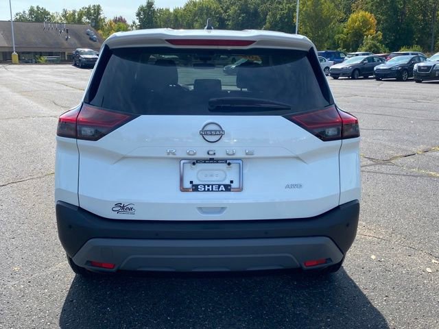 Used 2023 Nissan Rogue S image 5