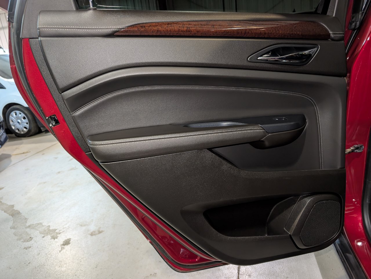 Used 2013 Cadillac SRX Performance w/ Driver Assist Package AWD/4WD image 19