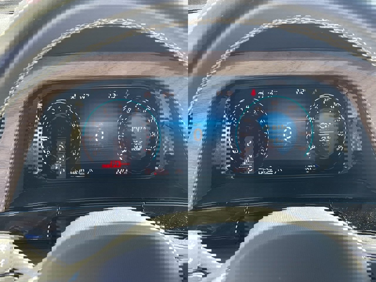 Used 2024 Volkswagen Atlas SE image 6