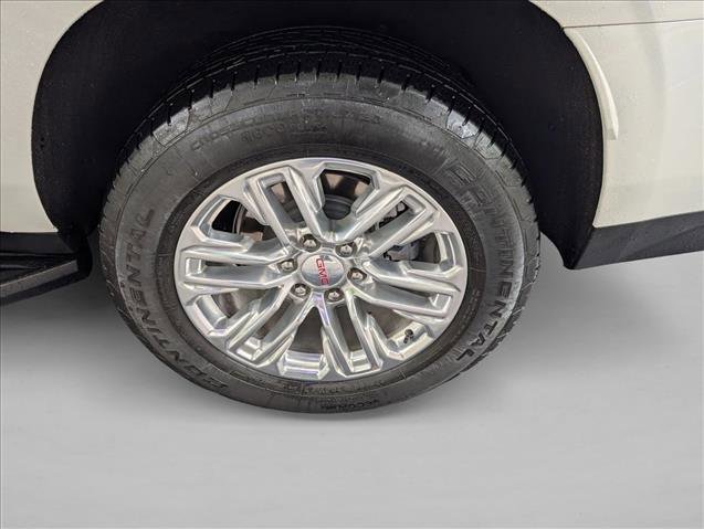 Used 2023 GMC Yukon XL SLT AWD/4WD image 26