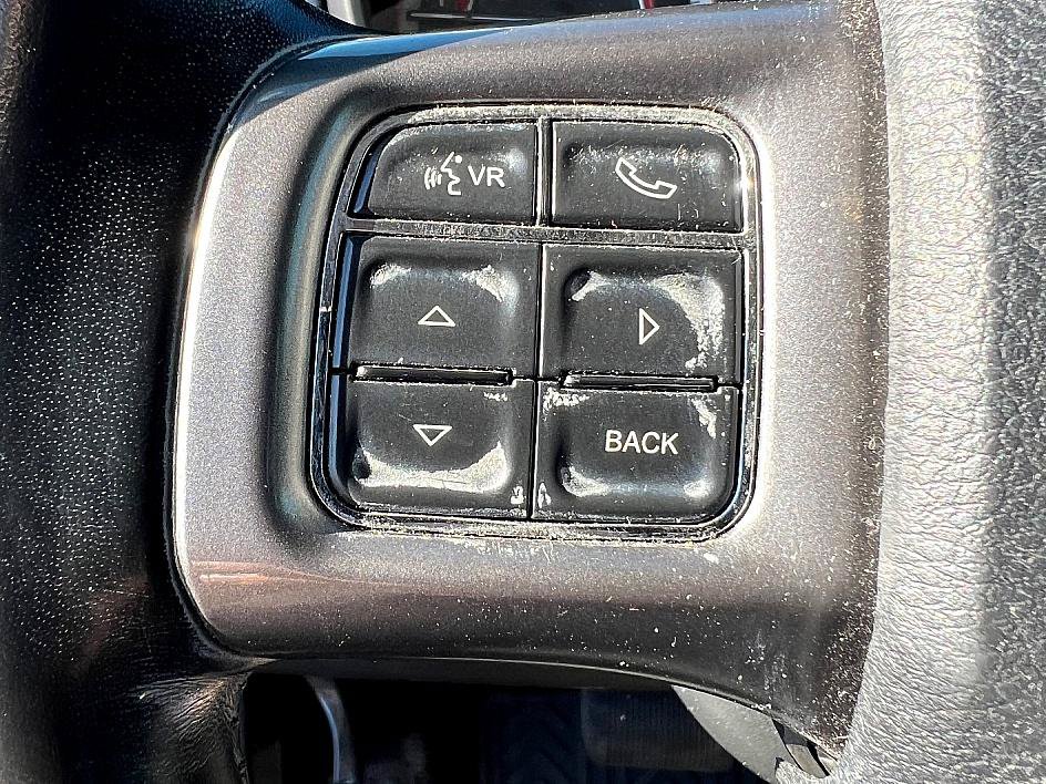 Used 2019 Dodge Journey Crossroad FWD image 22