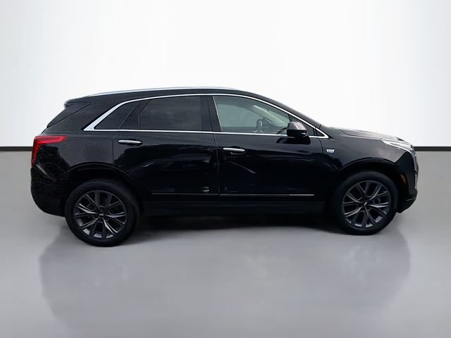 Used 2019 Cadillac XT5 Luxury w/ LPO, Black Ice Package AWD/4WD image 8