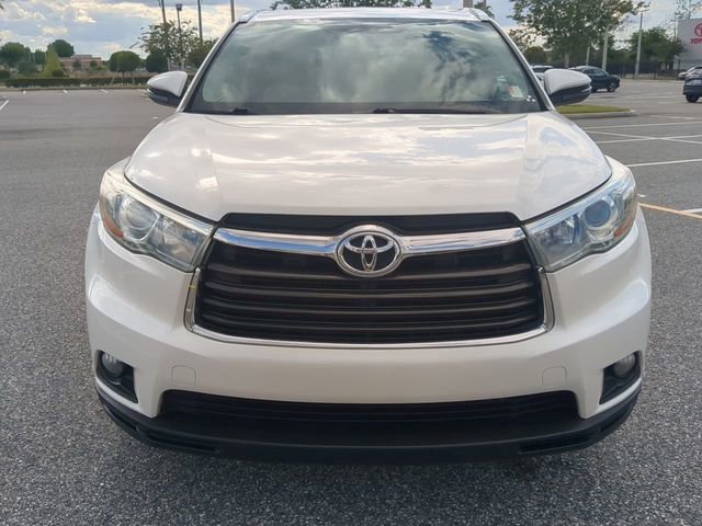 Used 2015 Toyota Highlander XLE FWD image 9