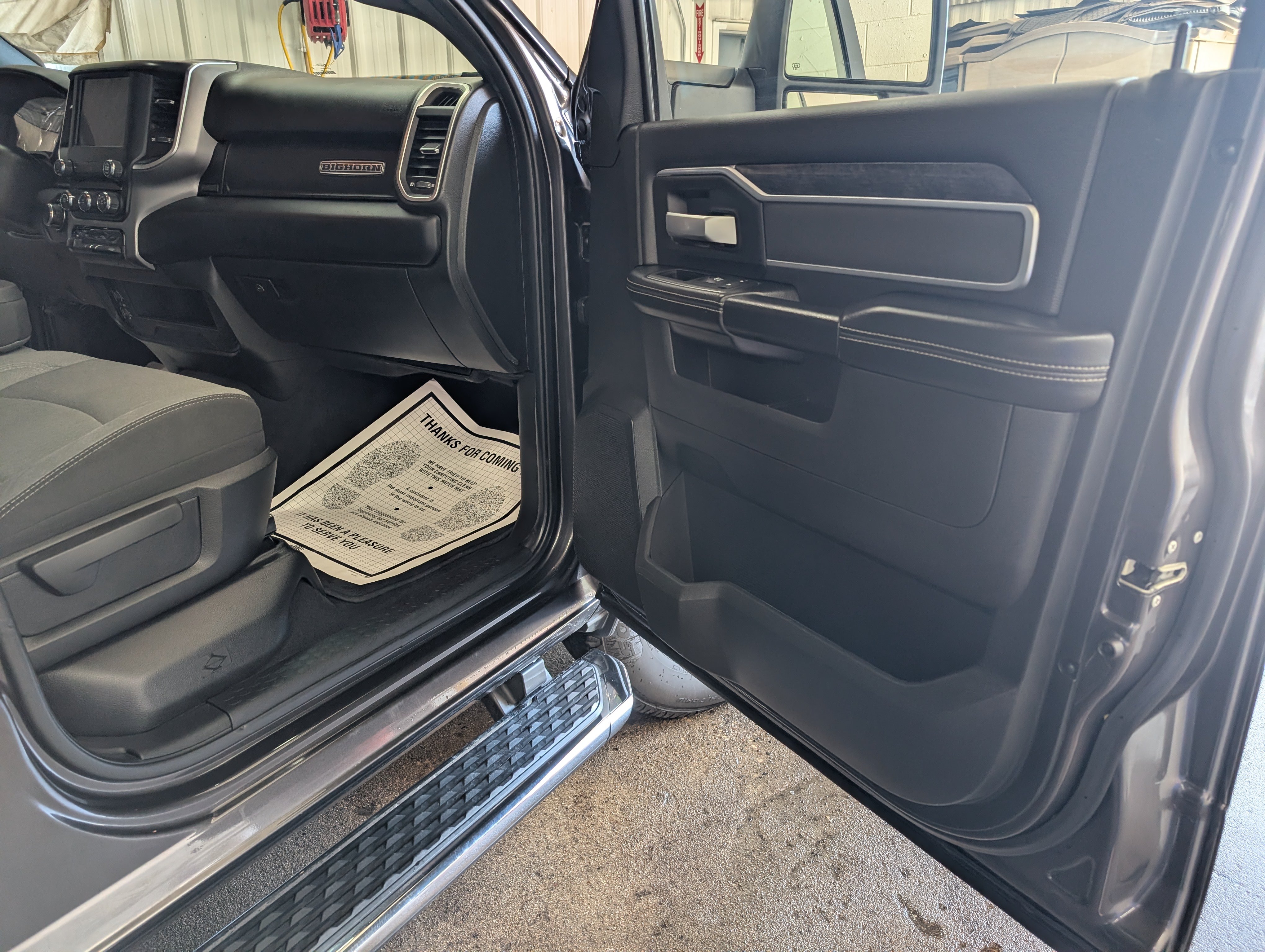 Used 2024 RAM 2500 Big Horn AWD/4WD image 10