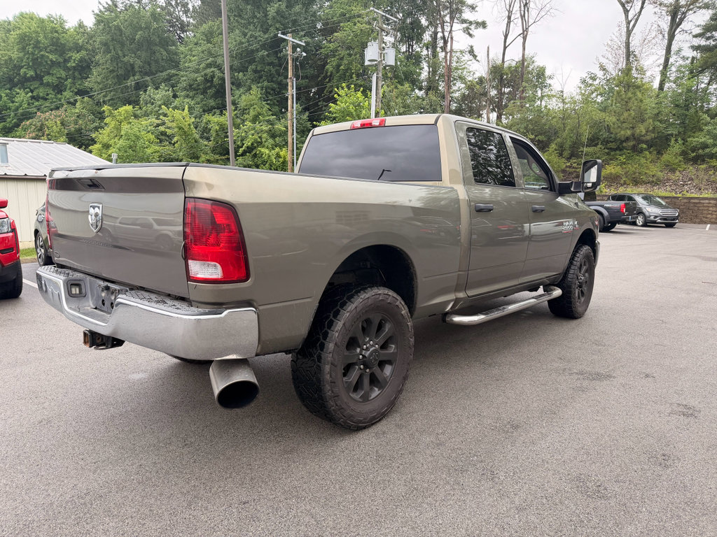 Used 2015 RAM 2500 Tradesman w/ Chrome Appearance Group AWD/4WD image 4