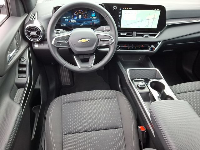 Used 2026 Chevrolet Equinox LT FWD image 11