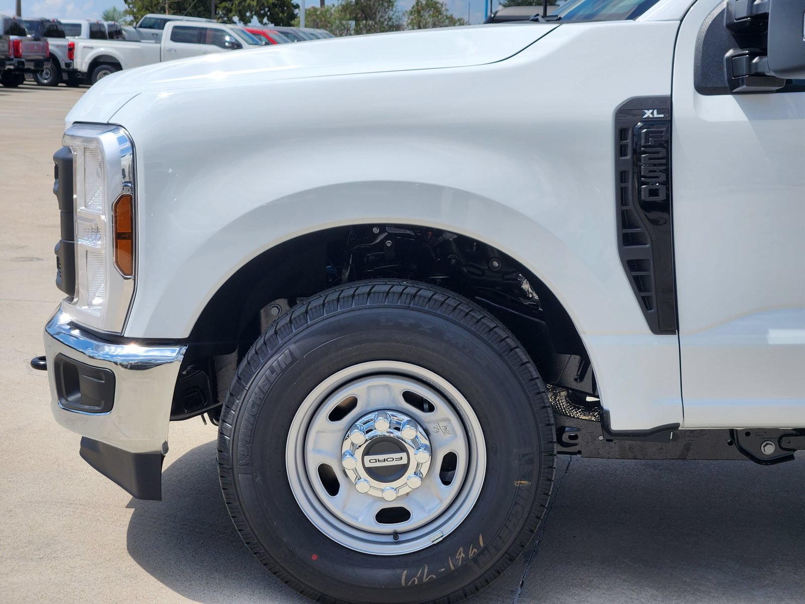 New 2027 Ford F250 XL w/ XL Chrome Package RWD image 11