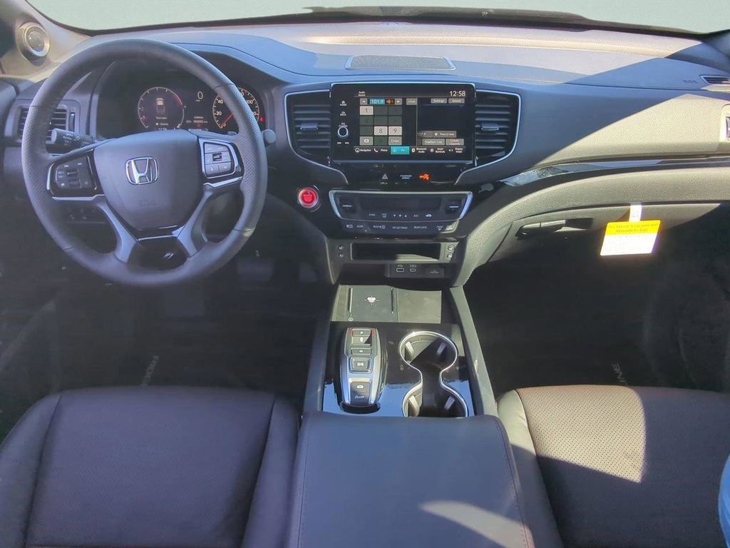 New 2026 Honda Ridgeline Black Edition image 11