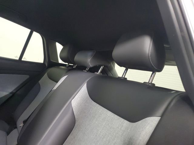 Used 2024 Volkswagen ID.4 2WD image 11