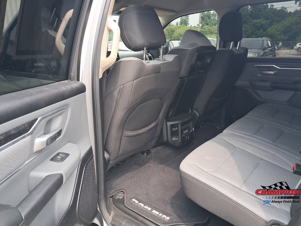 Used 2020 RAM 1500 Big Horn AWD/4WD image 11