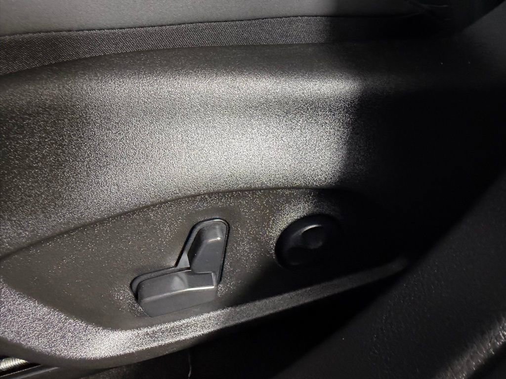 Used 2025 Alfa Romeo Tonale image 23