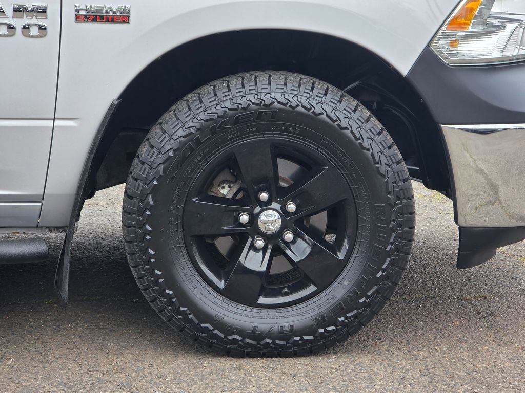 Used 2017 RAM 1500 ST w/ SXT Appearance Group AWD/4WD image 27